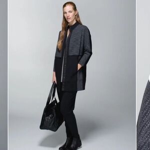 Lululemon Cocoon Car Coat TopCoat Stretch Breathable Wicking